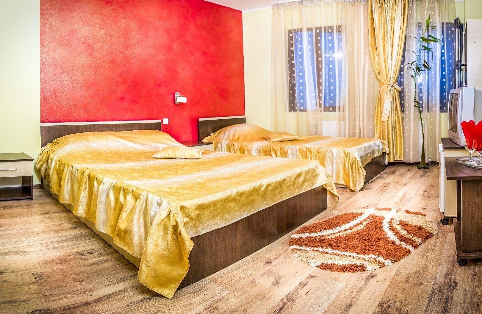 Eos Hotel 2*